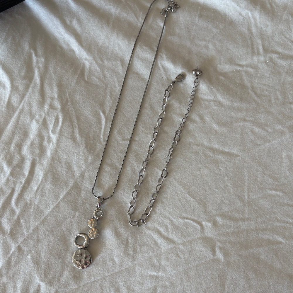 Lia Sophia Silver and Gold Pendant Necklace with anklet.